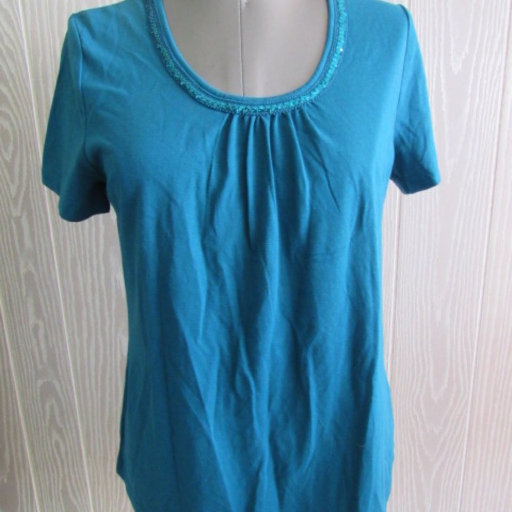 Jaclyn smith turquoise t-shirt w/sequins